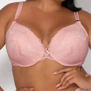 Push-Up  bra color blushing Rose Lace
